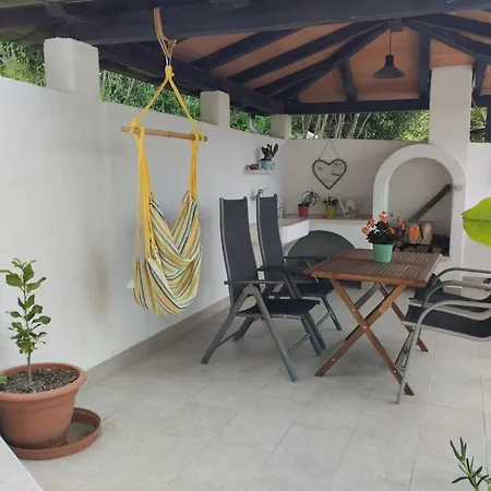 Apartma Salvia-guest House * Lucija