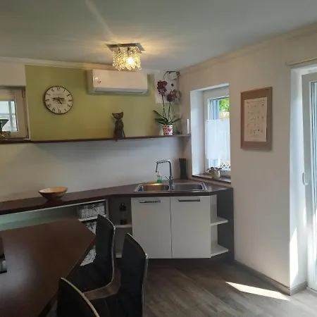 Apartment Apartma Salvia-guest House *
