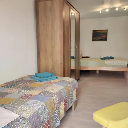 Apartma Salvia-guest House Lucija