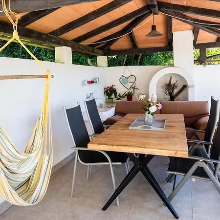 Apartma Salvia-guest House Lucija